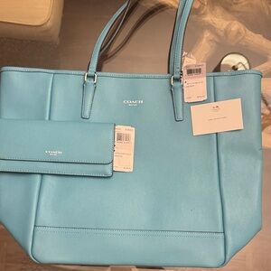 Coach Light Blue Women's Tote Bag with matching wallet NWT